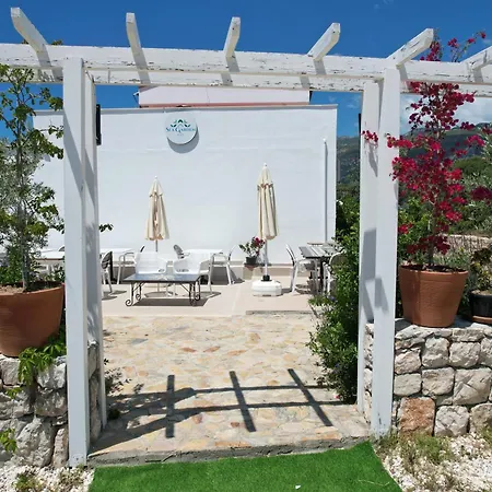 Hotel Sea Garden *